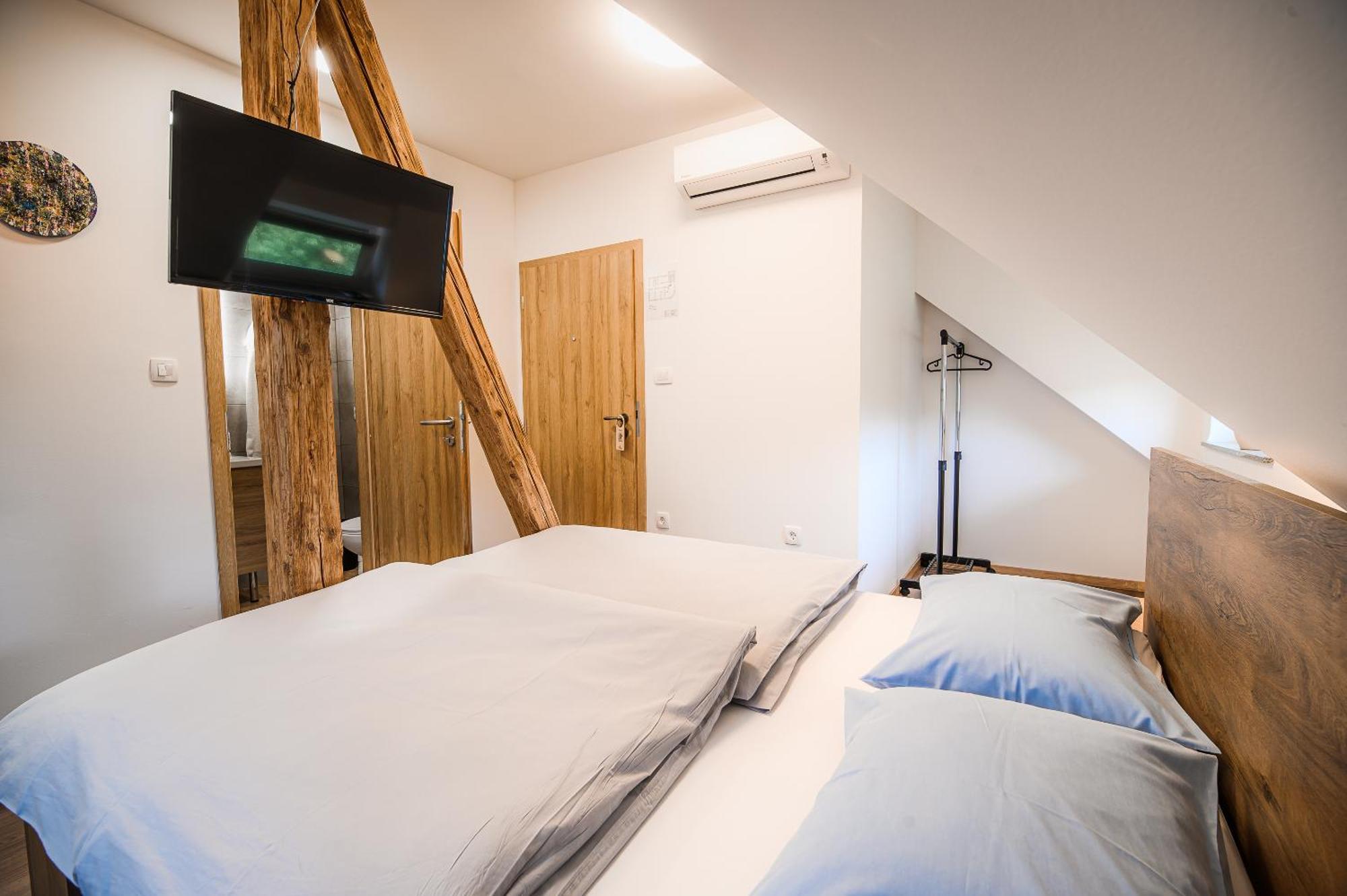 Guesthouse Pr'Sefu Brežice 部屋 写真